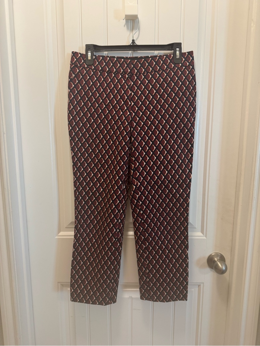 Ann Taylor Petite Devin Fit Cropped Ankle Pants Burgundy Geometric Career Sz 2P